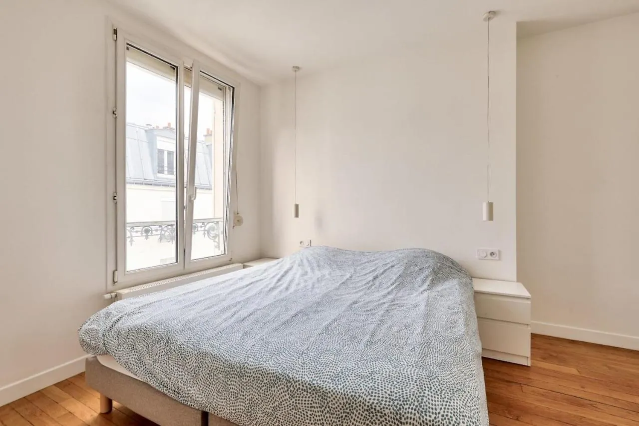Nice Apartment For 2 - Paris Arc De Triomphe 16E