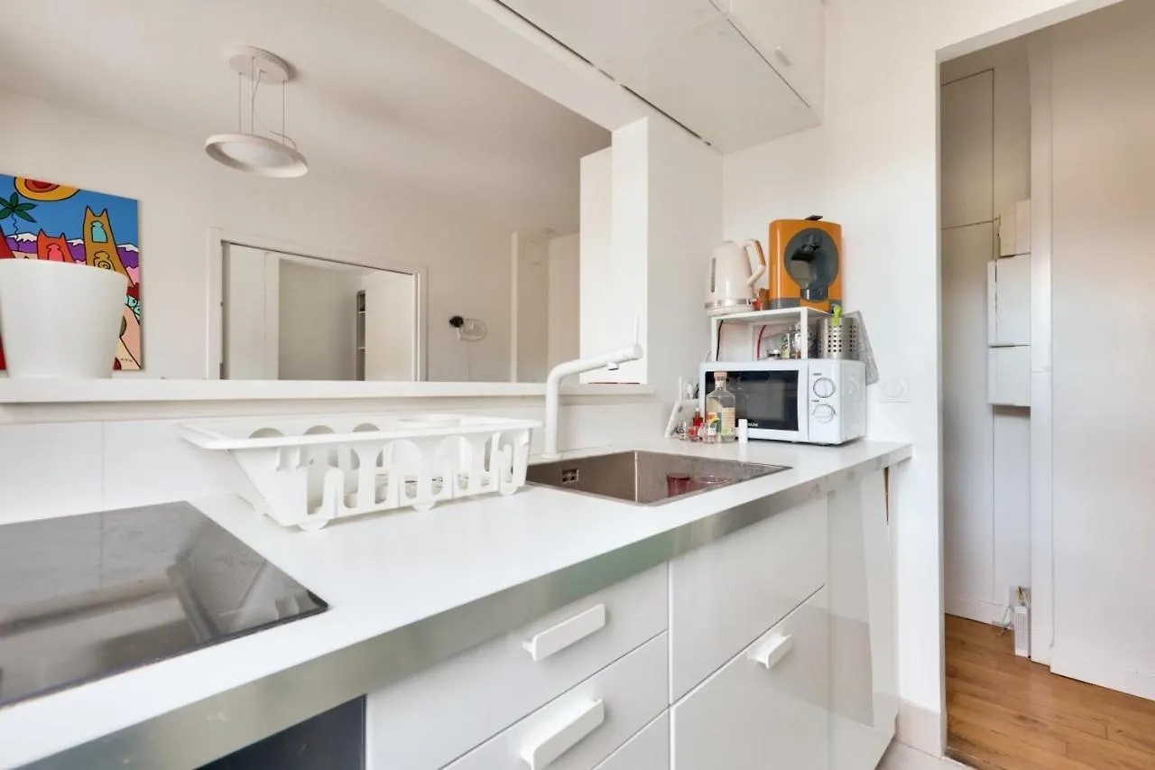 Nice Apartment For 2 - Paris Arc De Triomphe 16E