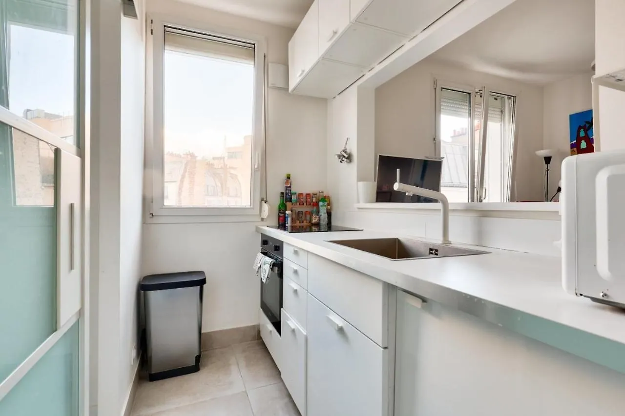 Nice Apartment For 2 - Paris Arc De Triomphe 16E France